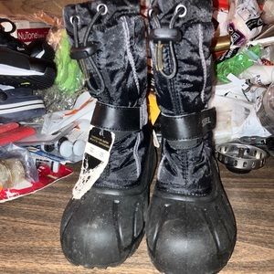 sorel boots Size 1